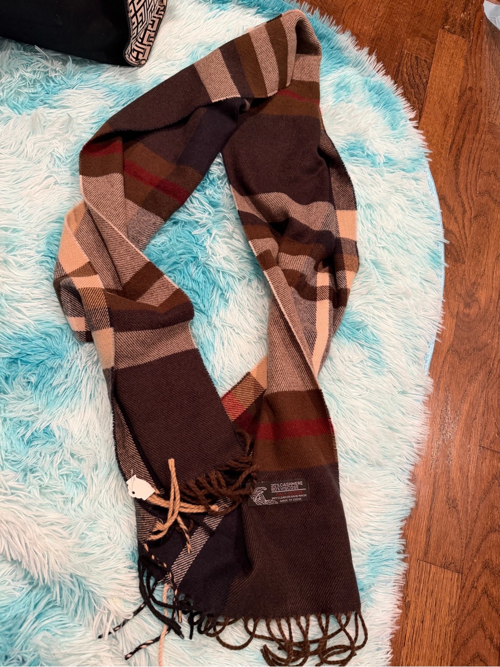 Accessories - Picture 2 of 3